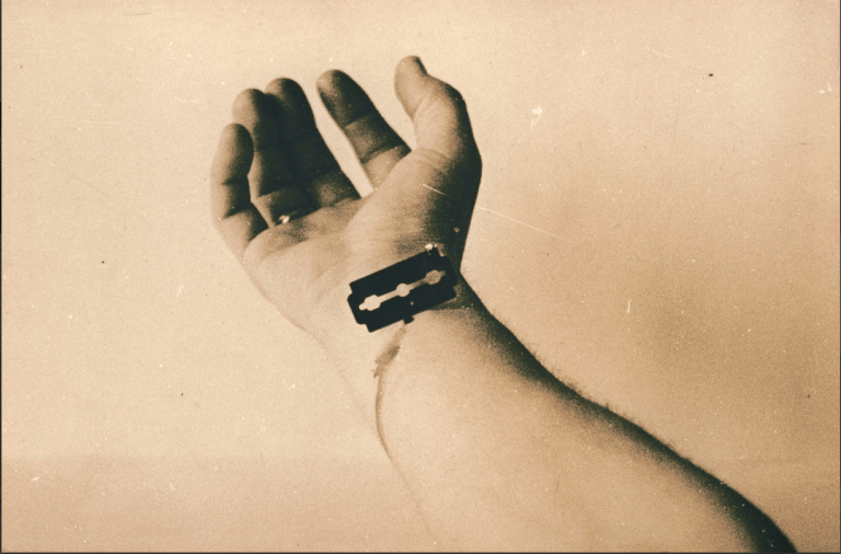 ab-5-skutimosi-peiliukas-razor-blade-1980-11x16-cm