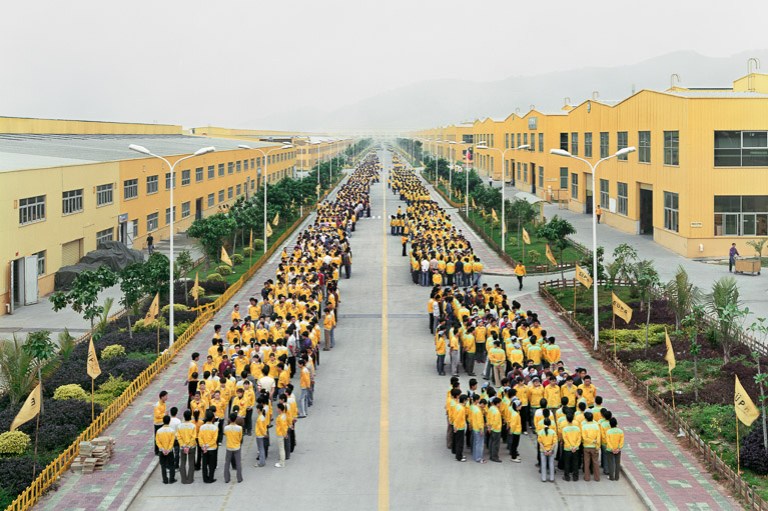 Burtynsky Cankun Factory, Zhangzhou, Fujian Province, 2005.jpg