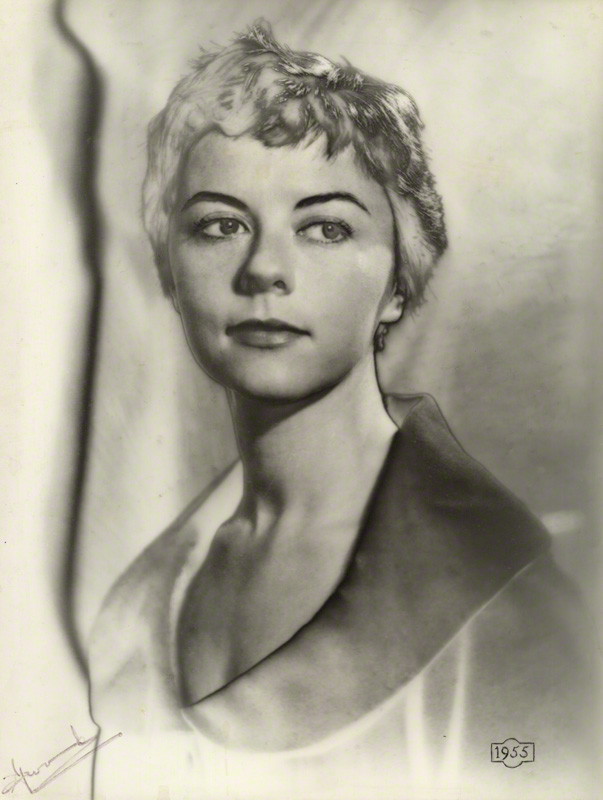 NPG x29726; Dame Dorothy Tutin by Madame Yevonde