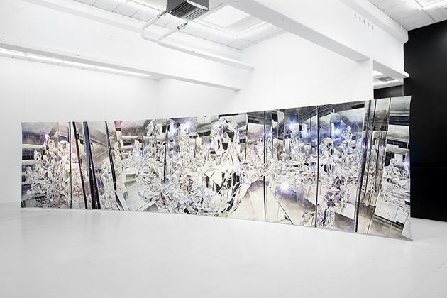 miriam-backstrom-smile-as-if-we-have-already-won-2012-290-x-1175-cm-tapestry-mae-of-cotton-wool-silk