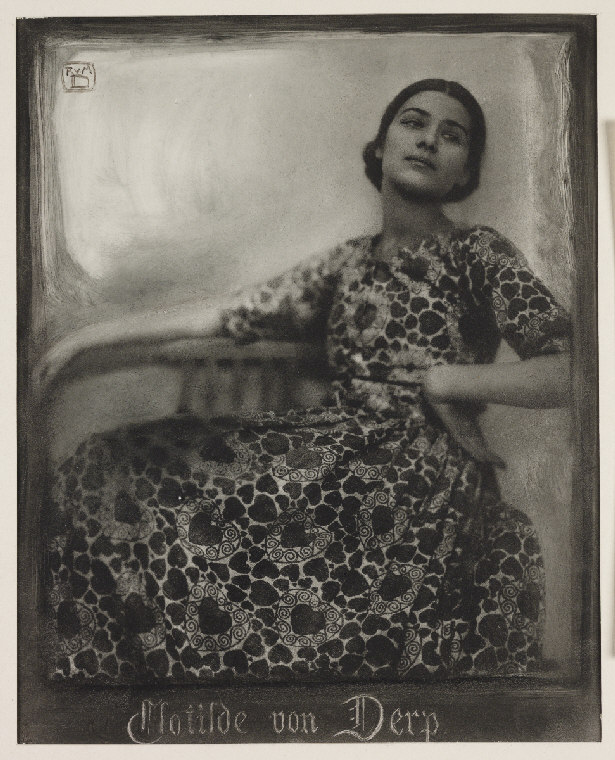 duhrkoop-rudolf-1848-1918-diez-duhrkoop-minya-1873-1929-date-1912-description-a-bromoil-print-photograph-of-the-dancer-clotilde-von-derp-1892-1974-taken-by-rudolf-duhrkoop-and-minya-diez
