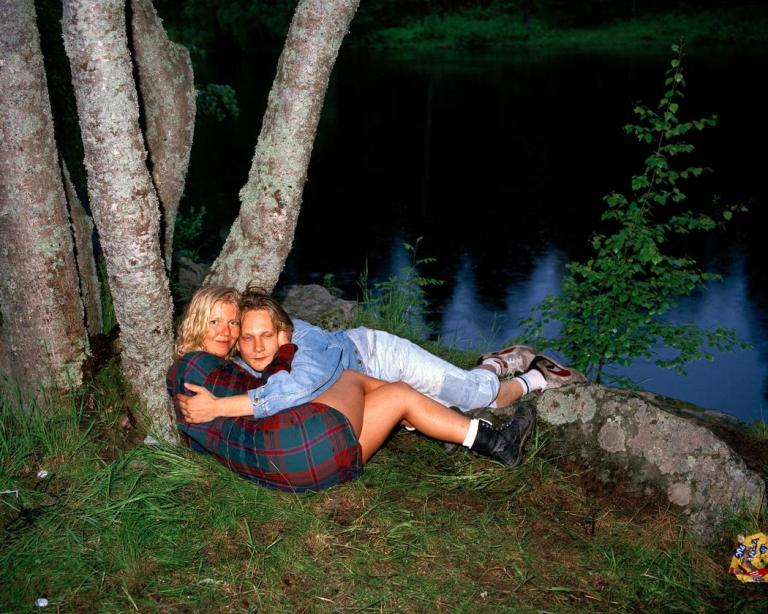 %e2%80%8buntitled-under-the-tree-1996-from-the-series-young-heroes