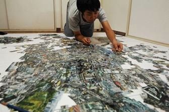 sohei-nishino-creating-the-maps