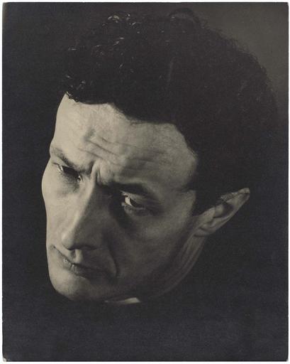 jean-louis-barrault-expression-de-hamlet-to-be-or-not-to-be-date-de-prise-de-vue-1947