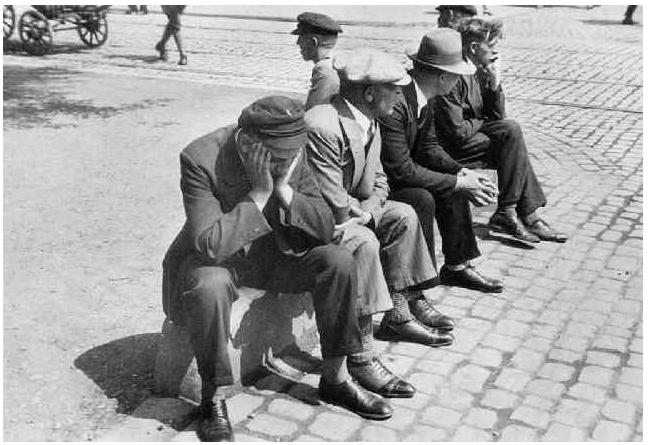 Unemployed before the Labor Office, Berlin , 1931–1931