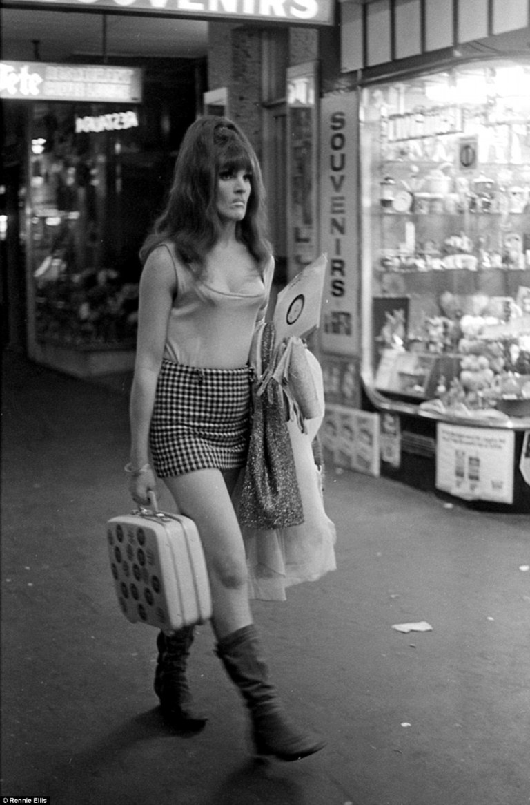 Between Strips, Kings Cross 1970-71 silver gelatin, selenium toned fibre based print edition 5 of 60 43.5 x 29 cm (image)