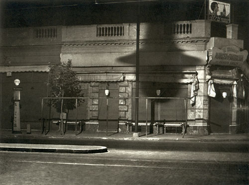 Nocturno, calle Corrientes al 3000, 1936