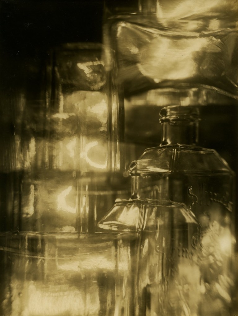 Horacio Coppola (1928) Transparencias, Vintage silver gelatin print, 17.2 x 22.8 cm