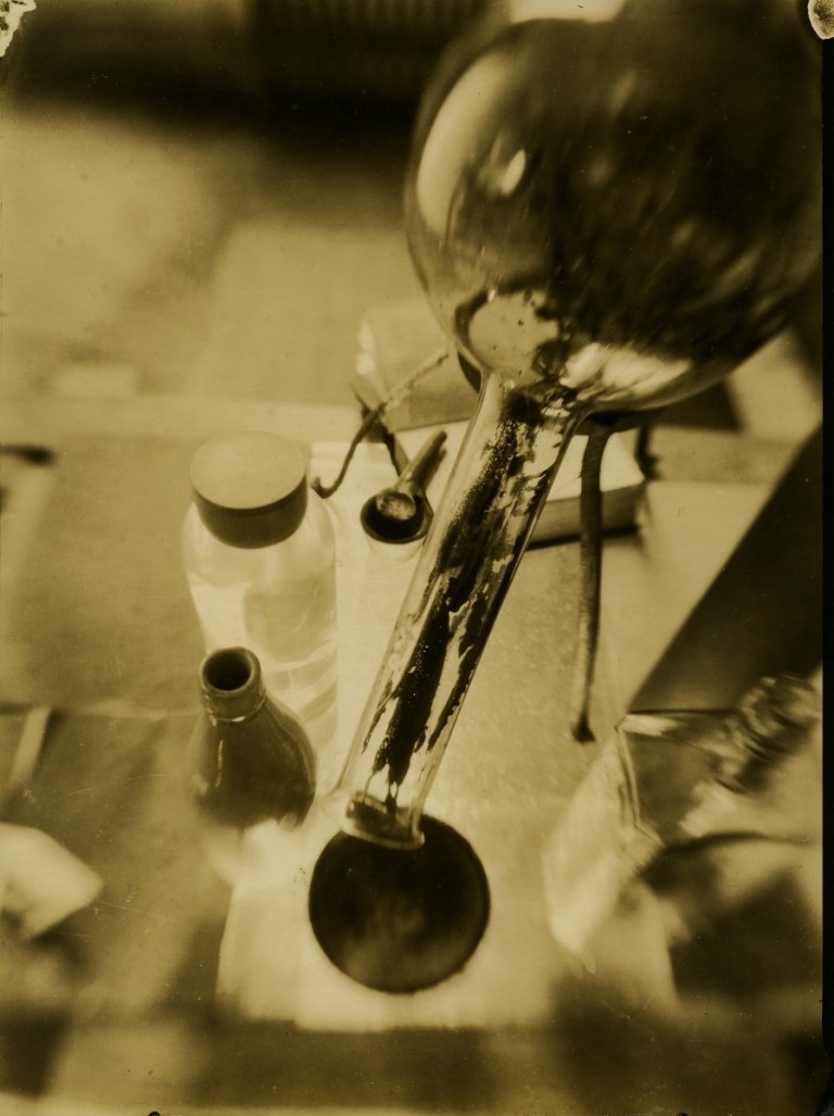 Horacio Coppola Composicion, 1927 Vintage silver gelatin print 17 x 22.6 cm