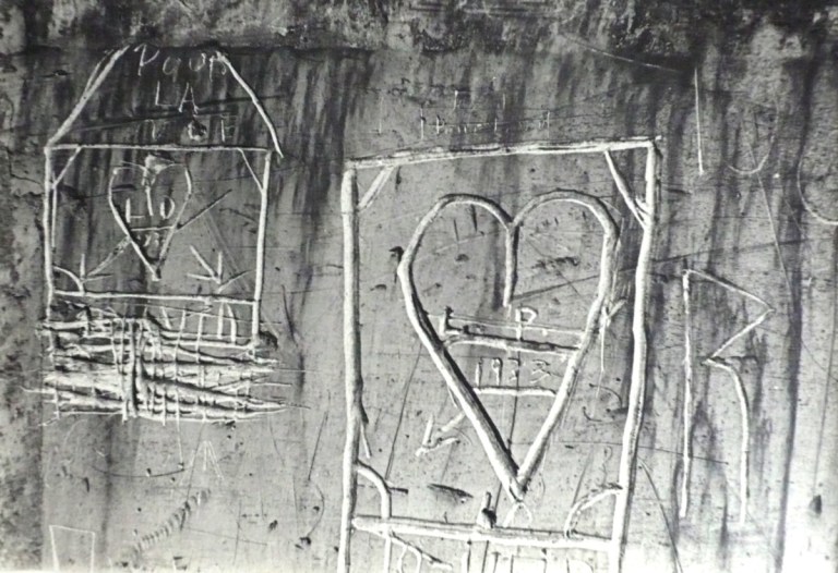 Horacio Coppola Graffiti Silver gelatin print, 59.7 x 41.1 cm