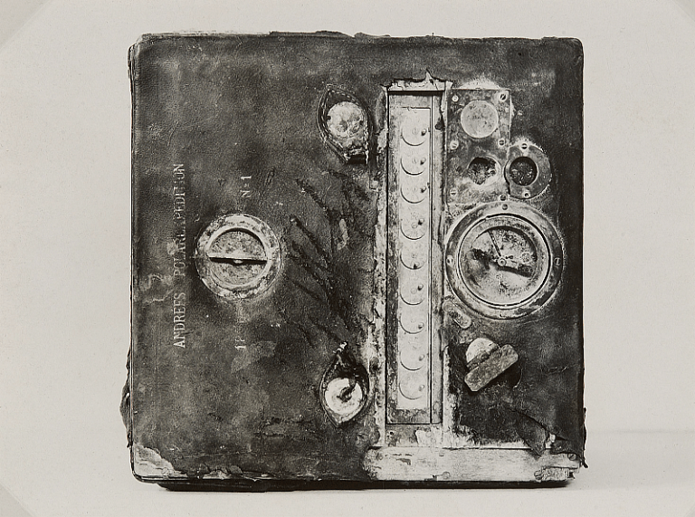 camera with inscription