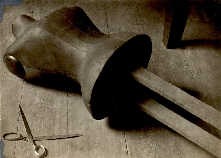 Alice Lex-Nerlinger | Schneiderpuppe, ca. 1928