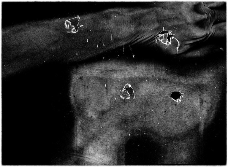 01_Marina_Black_SKIN