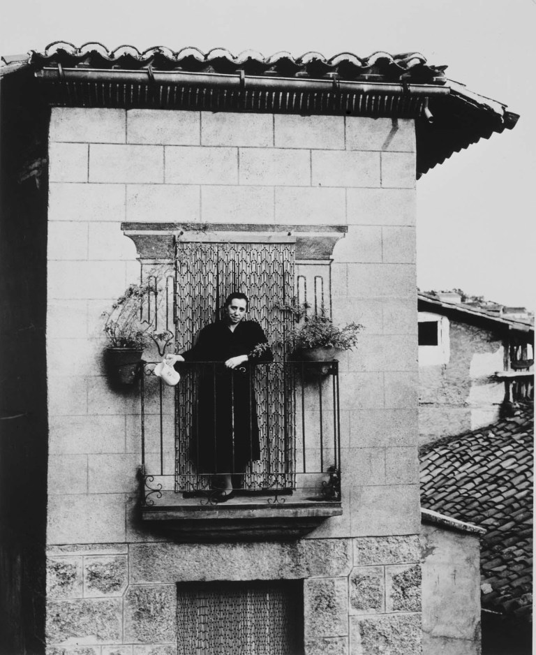 portrait-on-balcony1964.jpg