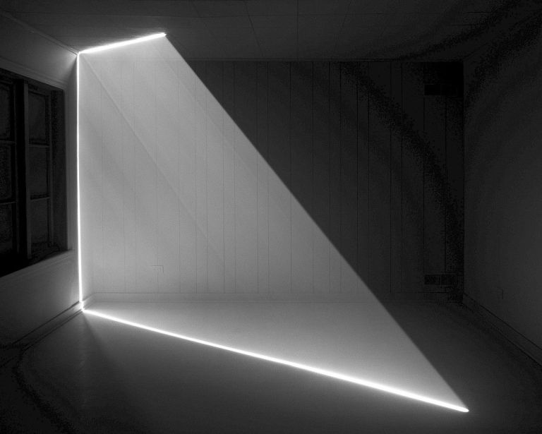 Shard of light« 2011, archival print on fibre paper, 122 x 152 cm