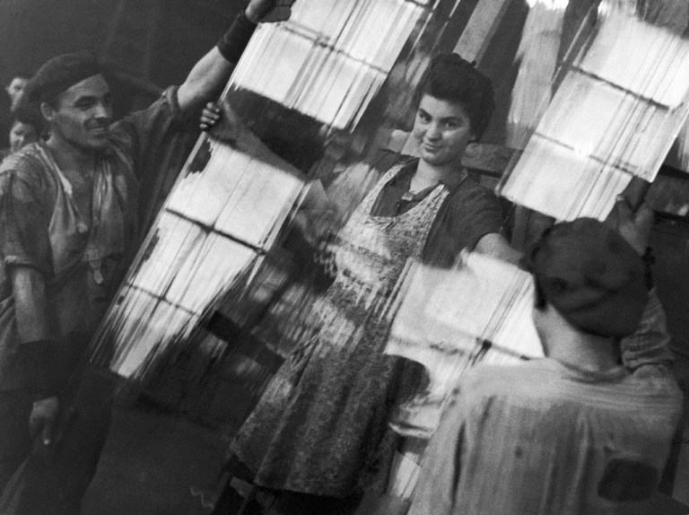 Károly Escher Glass factory, 1947