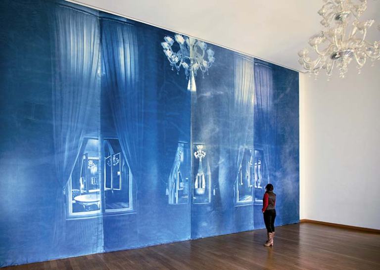 Pentimenti (Löwenpalais), 2012, cyanotype on molton, 640 cm x 1180 cm, Starke Foundation, Löwenpalais Berlin, photo- Ute Lindner