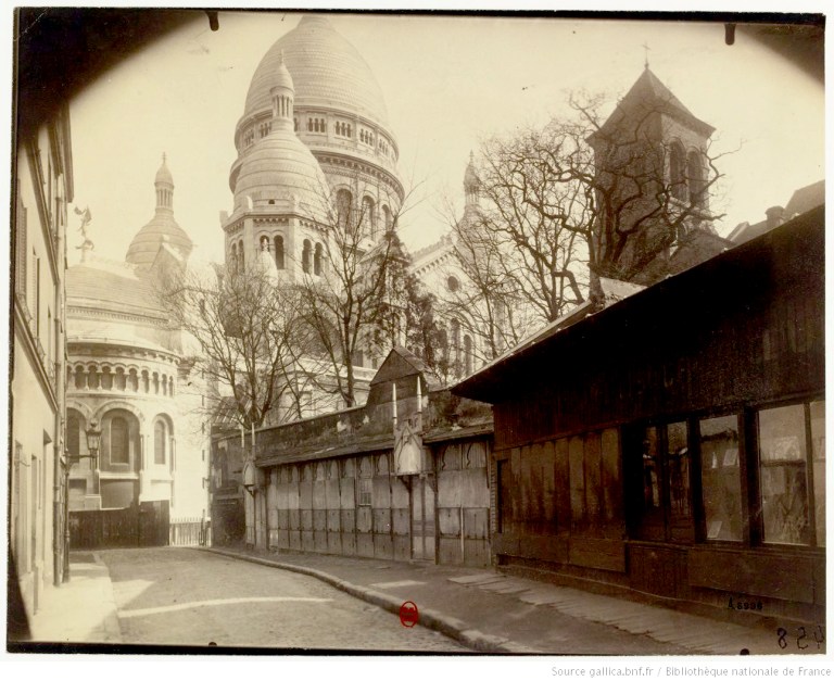 Montmartre___Rue_du_Chevalier_[...]Atget_Eugène_btv1b10519854b_1