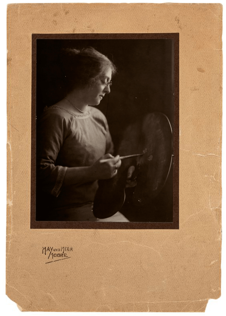 MAY AND MINA MOORE STUDIOS, Australia,1911 - 1928, Portrait of Ethel Carrick, c.1913-16, Sydney or Melbourne, toned gelatin-silver photograph, 19.6 x 14.7 cm (sheet) Gift of Mrs W H Schneider 1976, AGSA